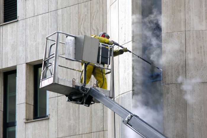 Building façade and exterior area cleaning - Industrial Clean SA